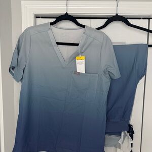 Figs Ombre Scrub Set